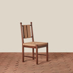Chaise de salle à manger - Dotée d'un piètement en bois massif ancré et d'un dossier en corde tressée à la main et d'une assise en motif de jonc, elle s'intègre facilement dans les intérieurs classiques comme...