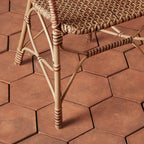 Fauteuil – Tressé à la main à partir de rotin issu de sources durables, sa palette naturelle et sa silhouette élégante apportent un style intemporel aux cuisines décontractées comme aux...