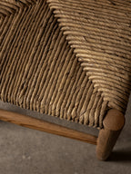Tabouret de comptoir - Le design crée une ligne épurée et ininterrompue au niveau des îlots de cuisine et des bars, tandis que l'encombrement réduit permet aux tabourets de se ranger...