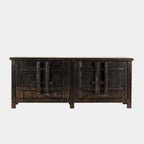 Armoire à portes en orme – Fusion d'un design contemporain et rustique, cette pièce apporte des éléments naturels bruts, texturés et terreux à votre intérieur pour...