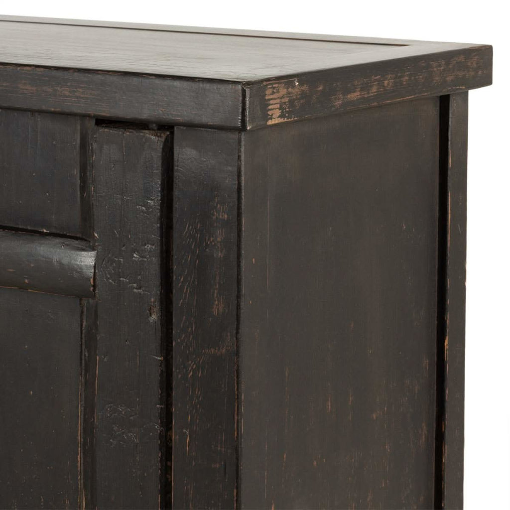 Armoire à portes en orme – Fusion d'un design contemporain et rustique, cette pièce apporte des éléments naturels bruts, texturés et terreux à votre intérieur pour...