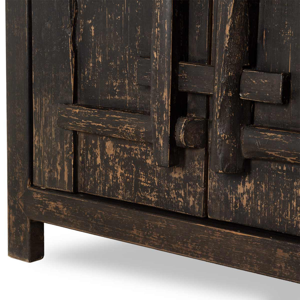 Armoire à portes en orme – Fusion d'un design contemporain et rustique, cette pièce apporte des éléments naturels bruts, texturés et terreux à votre intérieur pour...