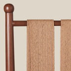 Chaise de salle à manger - Dotée d'un piètement en bois massif ancré et d'un dossier en corde tressée à la main et d'une assise en motif de jonc, elle s'intègre facilement dans les intérieurs classiques comme...