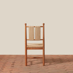 Chaise de salle à manger - Dotée d'un piètement en bois massif ancré et d'un dossier en corde tressée à la main et d'une assise en motif de jonc, elle s'intègre facilement dans les intérieurs classiques comme...