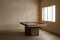 & Table de salle à manger - d'une table basse à une table de salle à manger en bois recyclé et verre Dessus de table réglable inclus Fabriquée par des maîtres artisans, cette pièce est...