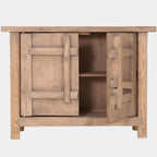 Meuble en orme - Fusion de design contemporain et rustique, cette pièce apporte à l'intérieur des éléments naturels terreux, bruts et texturés pour ancrer...