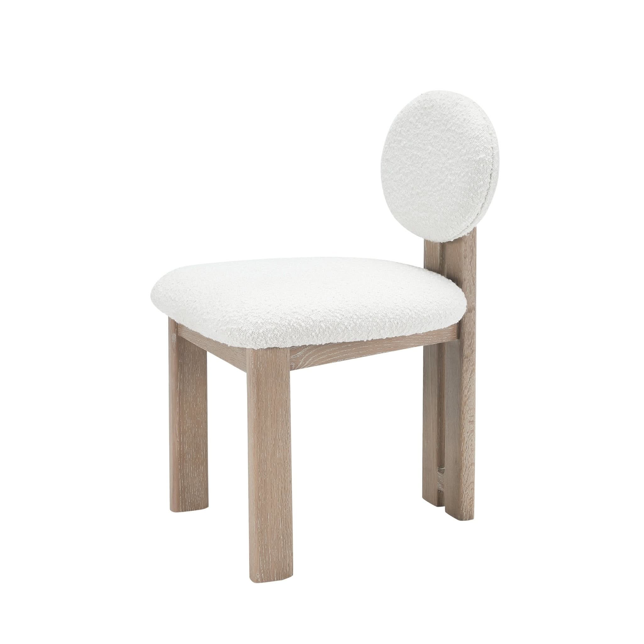 Chaise de salle à manger (lot de 2) – Recouverte d'un somptueux tissu blanc cassé, cette chaise présente un mélange de bouclé sophistiqué de 95 % polyester et 5 %...