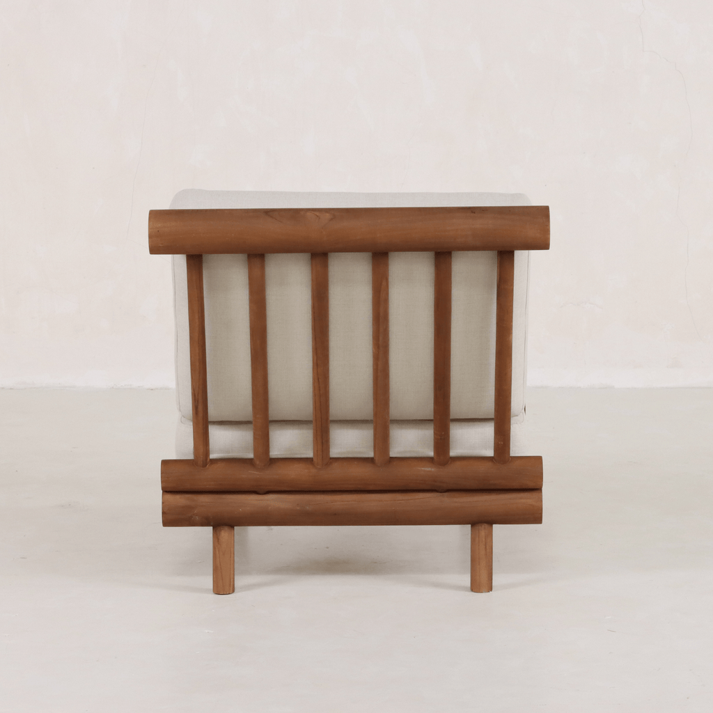 Chaise - Foncée - FABRICATION EN BOIS MASSIF à partir d'une seule pièce de bois dur tropical PIÈCE DE PATRIMOINE ARTISANAL sculptée individuellement mettant en valeur...