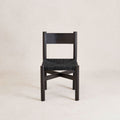 Chaise de salle à manger - Noire - La chaise de salle à manger a été conçue pour allier esthétisme et confort, inspirée des chaises que l'on trouve dans les maisons de campagne et...