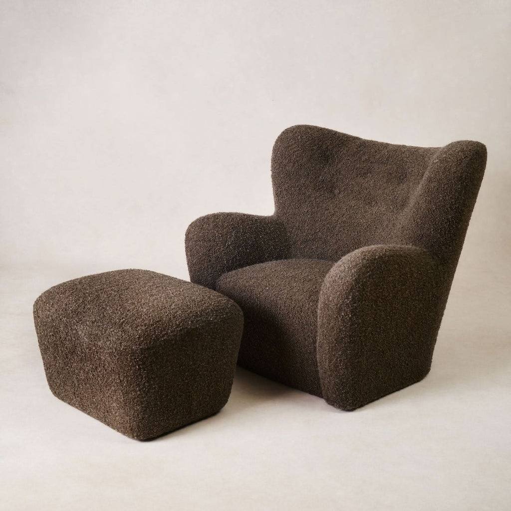 Chaise – à la fois raffinée, cette chaise présente un rembourrage ferme, des lignes douces et épurées, et un capitonnage qui apporte juste la touche de...