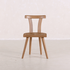 Chaise - DOS DESIGN ERGONOMIQUE pour un confort ergonomique tout en conservant des formes architecturales primitives Design - silhouette brutaliste avec...