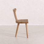Chaise - DOS DESIGN ERGONOMIQUE pour un confort ergonomique tout en conservant des formes architecturales primitives Design - silhouette brutaliste avec...