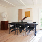 Chaise de salle à manger - Noire - Le cuir épais, ainsi que le cadre artisanal et un dossier incurvé, offrent un confort exceptionnel et un...