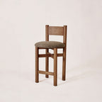 Tabouret de comptoir  - Parfait pour la cuisine ou le bar, ce tabouret apporte une chaleur naturelle à votre intérieur, créant un espace accueillant qui équilibre...