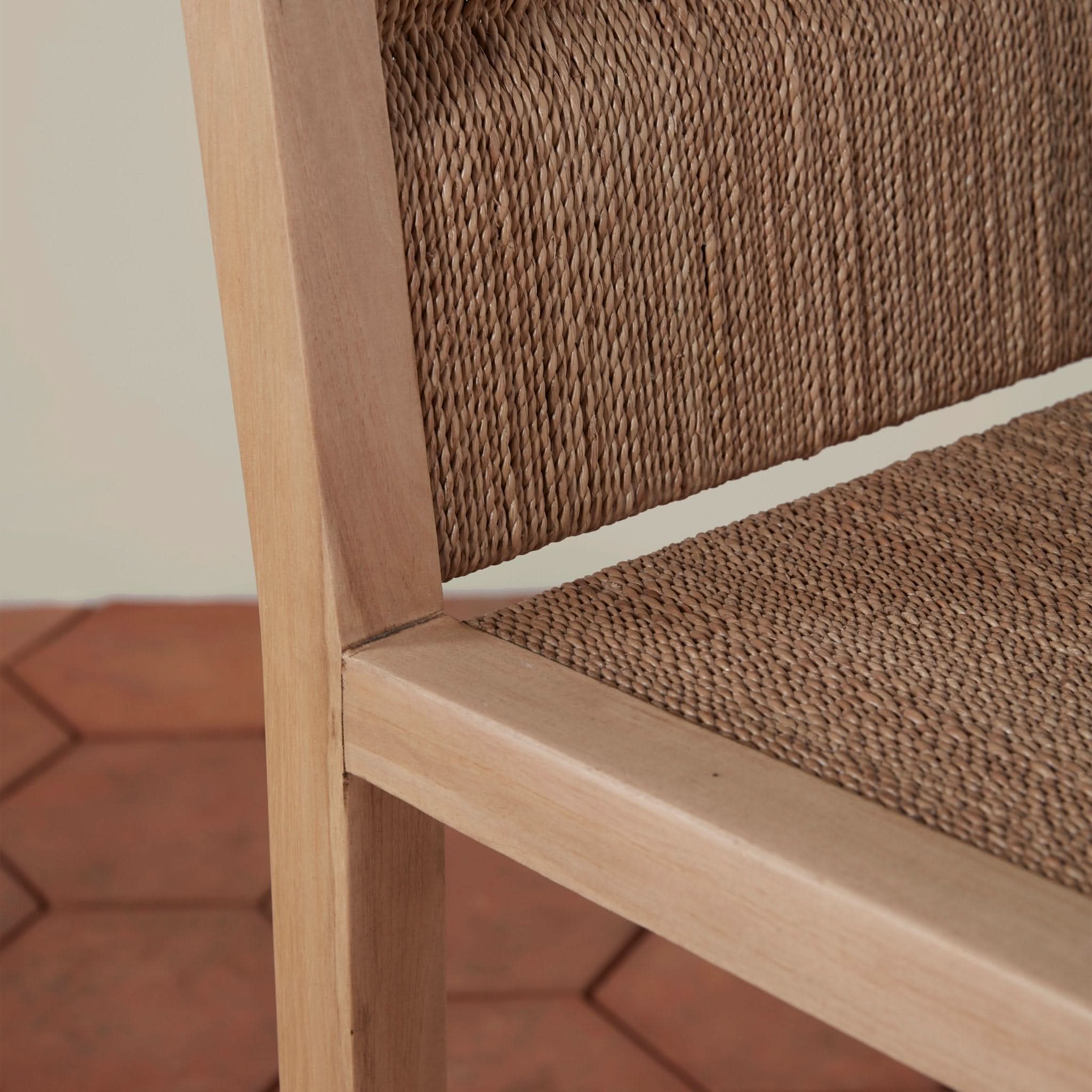 Tabouret de comptoir - Conçu pour ces matins lents et baignés de soleil où seul comptent le café et votre journal, ce tabouret de comptoir tressé...