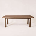Table à manger - Mocha - Cette pièce présente une finition à l'huile utilisée pour mettre en valeur le magnifique grain du bois, recouverte d'un revêtement protecteur pour une durabilité...