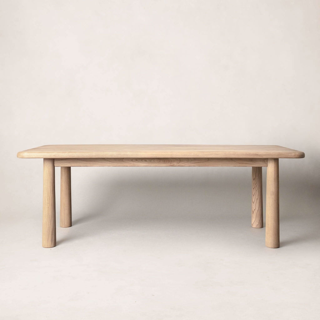 Table à manger rectangulaire - Naturel - veuillez noter que nos pièces en bois, fabriquées à la main par des ébénistes qualifiés utilisant des matières premières locales, varient par nature.